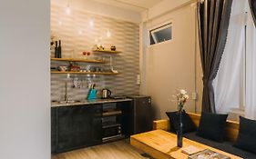 Góc Phố Studio